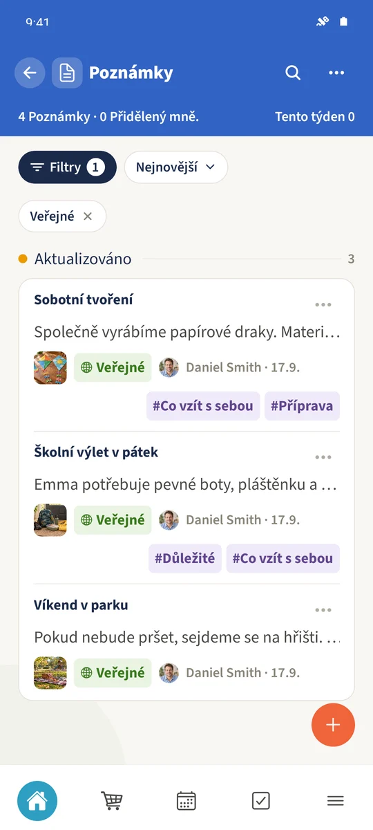 Veřejné zobrazení ukazuje tři společné poznámky: „Školní výlet v pátek“, „Sobotní tvoření“ a „Víkend v parku“.