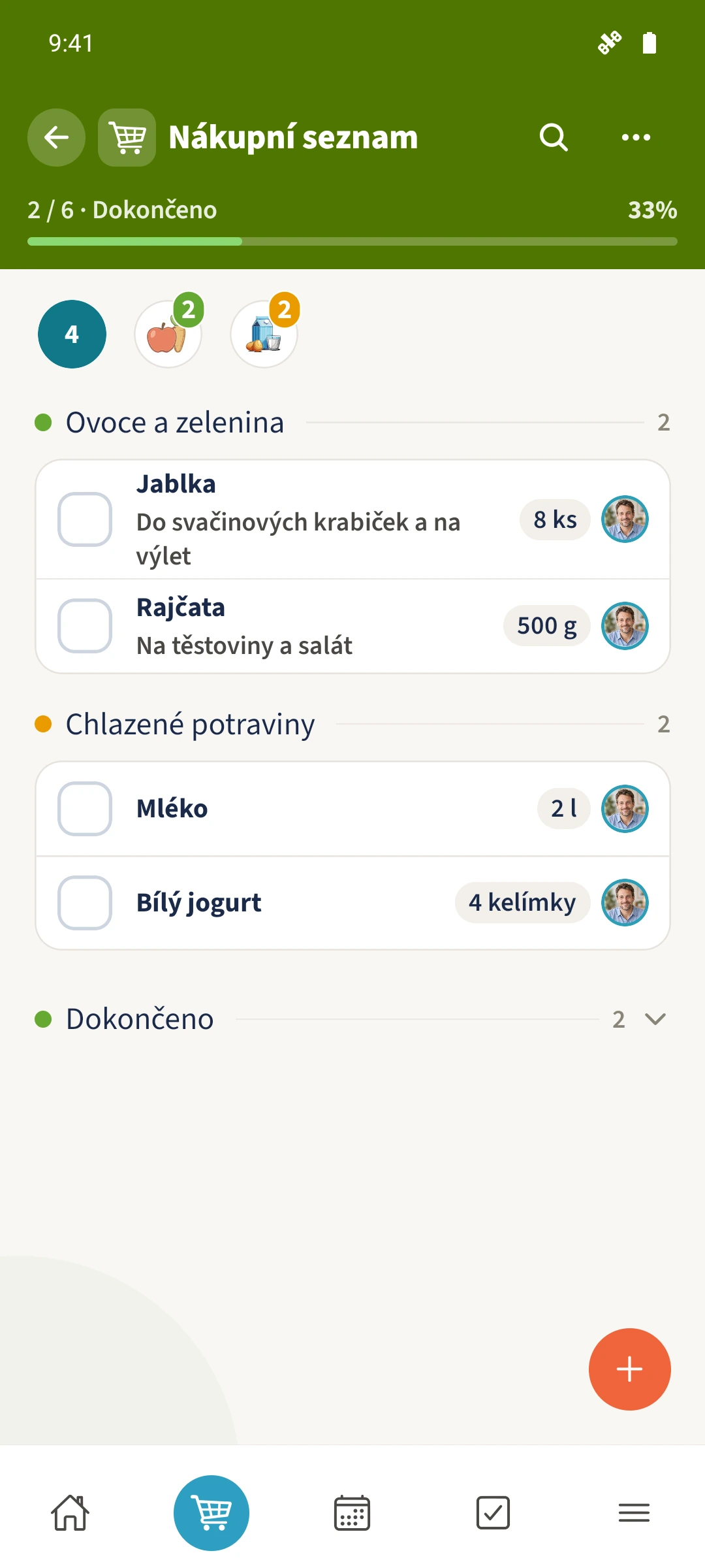 Po uložení ukazuje stejný nákupní seznam osm jablek a aktualizovanou poznámku.