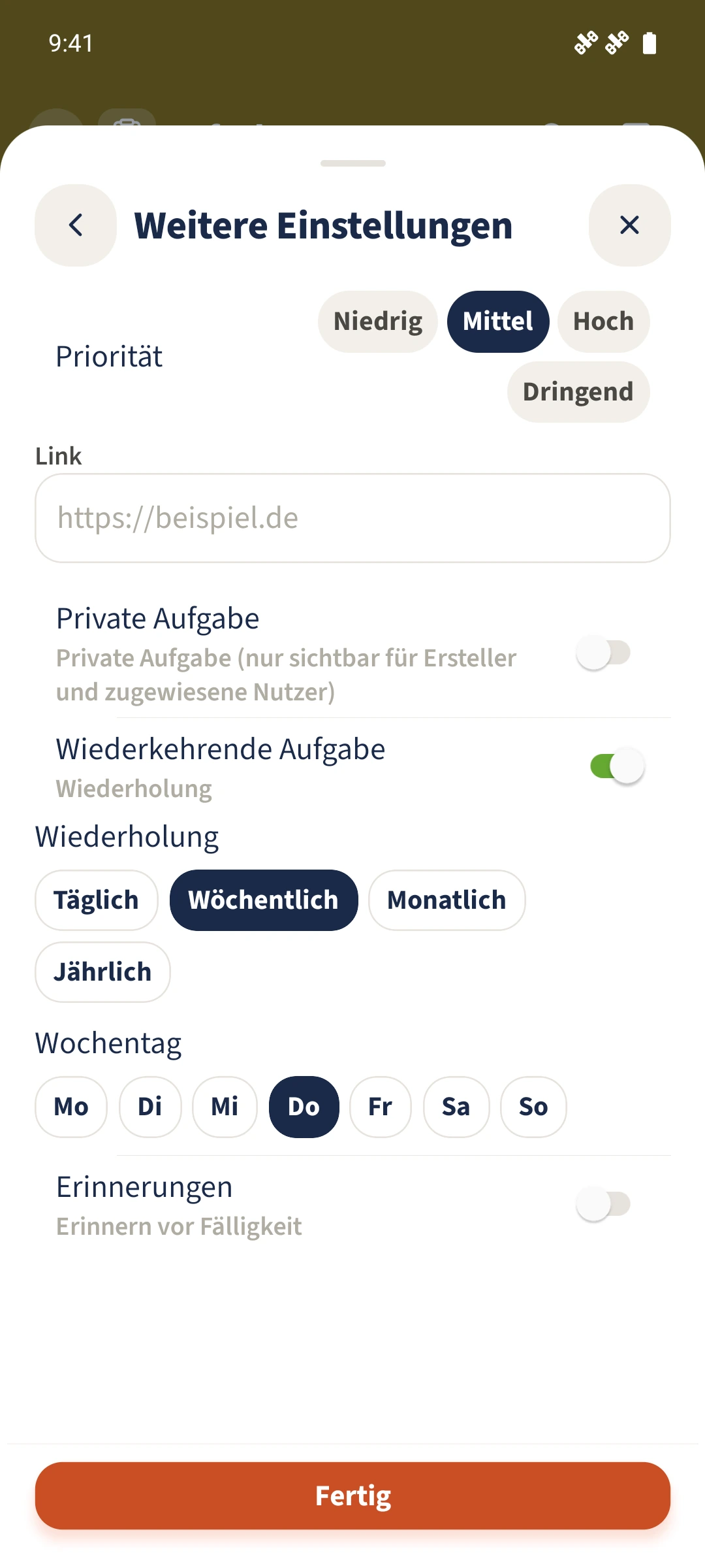 Wiederkehrende Aufgabe mit wöchentlicher Wiederholung am Donnerstag und ausgeschalteten Erinnerungen.