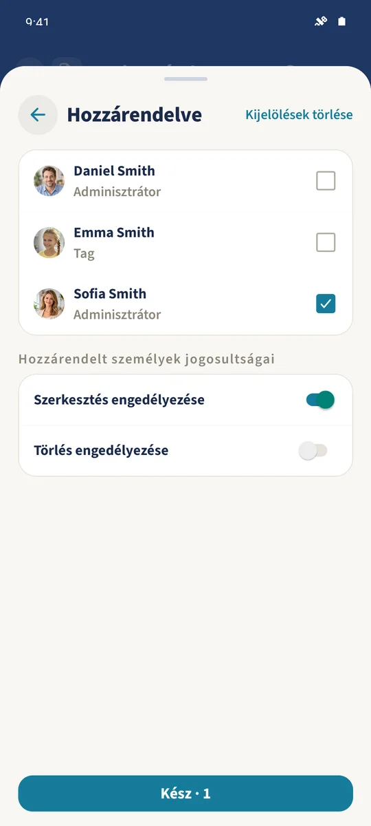 Sofia ki van választva a Hozzárendelve alatt, engedélyezett szerkesztéssel és kikapcsolt törléssel.