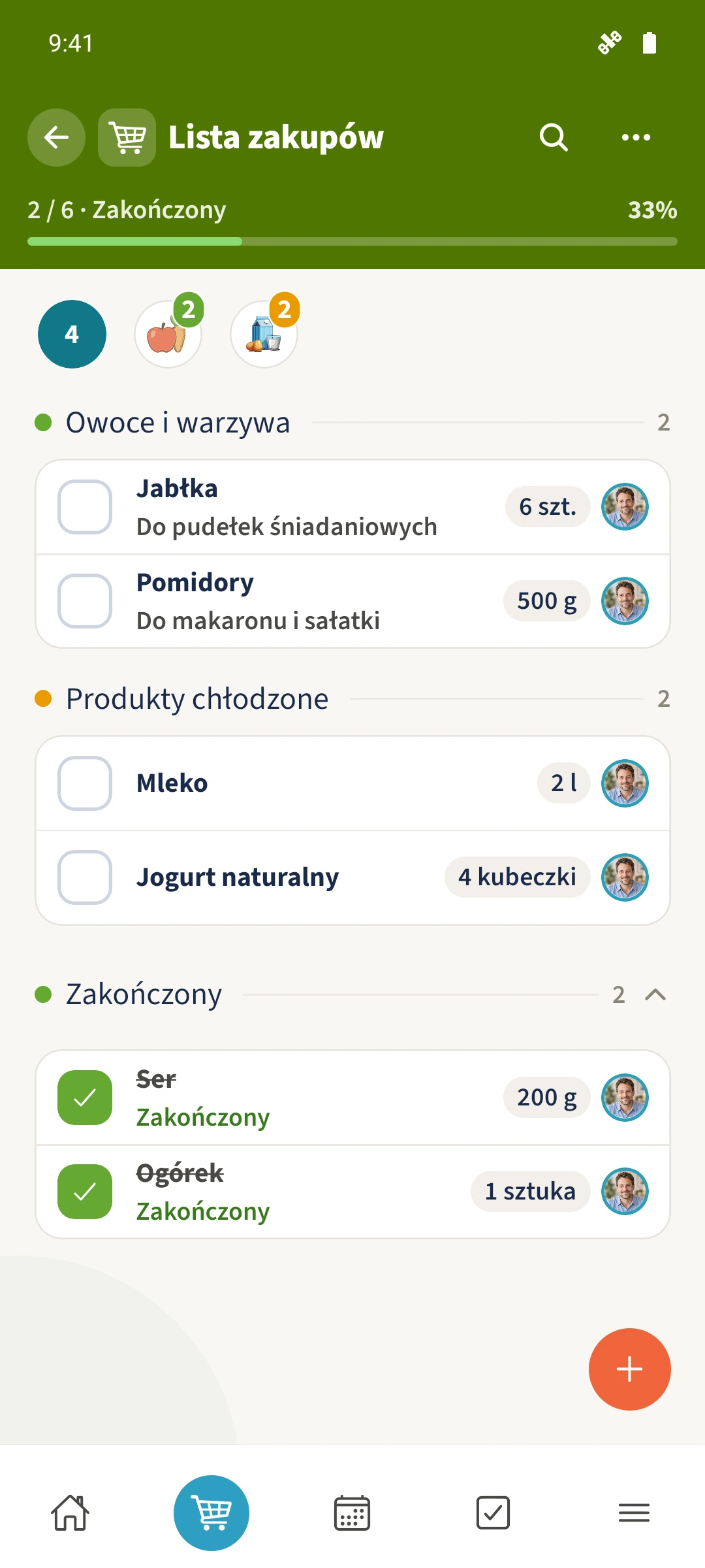 Wspólna lista zakupów pokazuje kategorie, ilości, notatki i postęp realizacji.