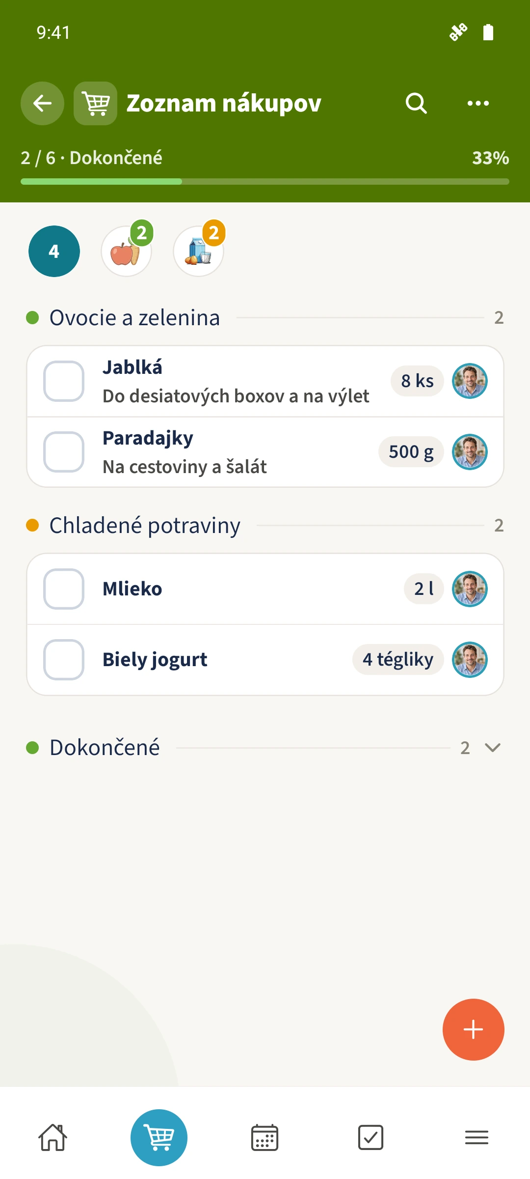 Po uložení ten istý nákupný zoznam zobrazuje osem jabĺk a aktualizovanú poznámku.